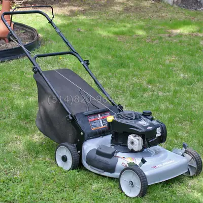 Tondeuse à gazon 22" Briggs Stratton 140cc OHV avec sac, View more