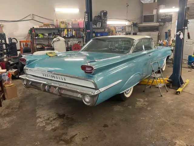 1959 Oldsmobile Super 88 in Classic Cars in Penticton - Image 4