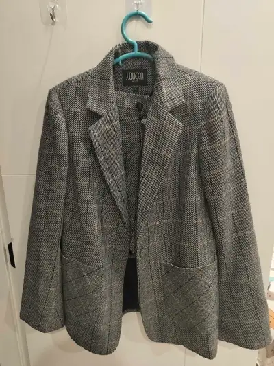 Stylish Women’s Plaid Blazer & Shorts Set – Size S , View more
