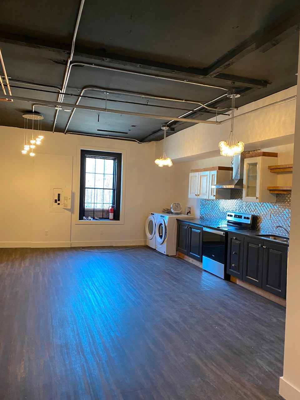 Two bedroom for rent in Port Hope 2