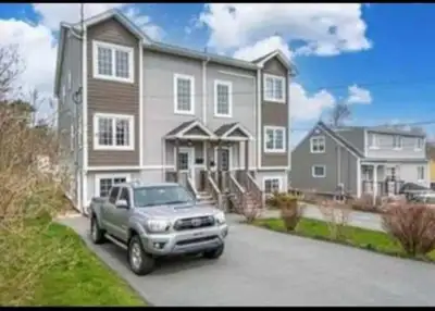 Central Avenue Three furnished rooms are available to rent in a beautiful house in Fairview. Two oth...