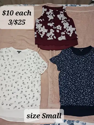 3 Size SMALL TOPS: HILLARY RADLEY black on white, HILLARY RADLEY, View more