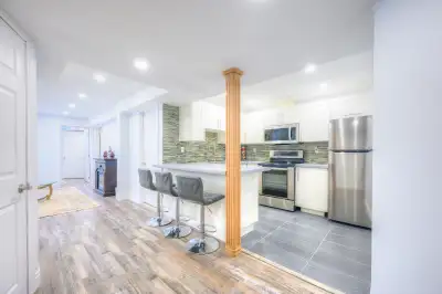 All Inc. 2-Bedroom Basement– Hamilton Mountain- Internet+Laundry