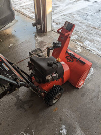 NEW PRICE - MUST GO - Snow blower ariens 624e with cover 