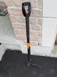 Fiskars Stand-up Weed Plucking Tool