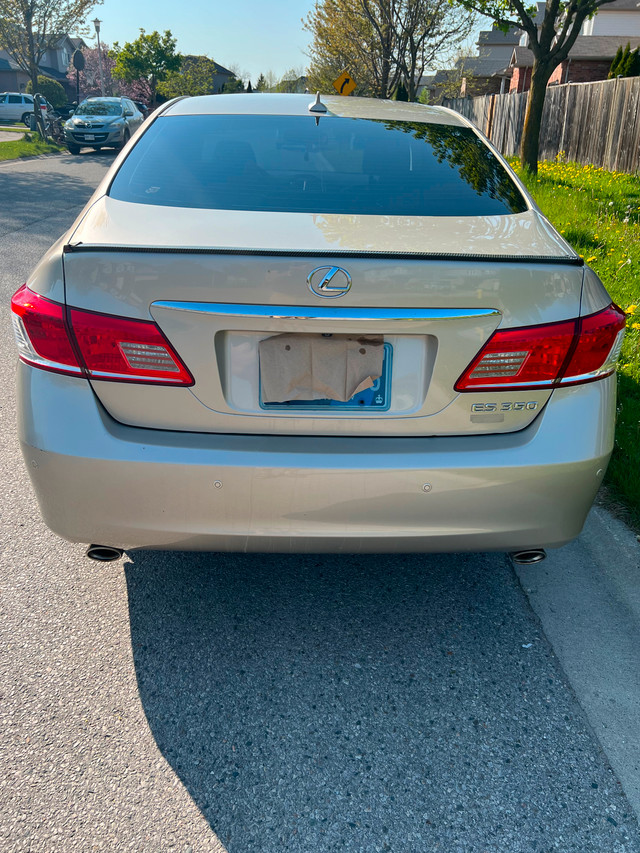 2011 Lexus ES350 Fully Loaded For Sale in Cars & Trucks in London - Image 2