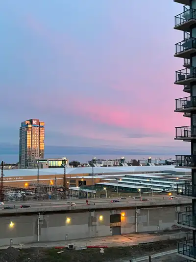 1 bed/1 bath Liberty Village - Lease Transfer. Last month free!