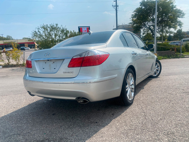 2010 Hyundai Genesis 4.6L V8! in Cars & Trucks in Oshawa / Durham Region - Image 3