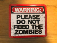 Zombie Lunch Box & Sign