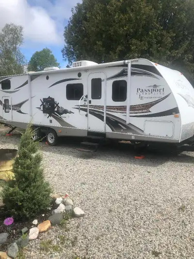 trailer at spanish ontario.. needs to go ....no roof leaks .. will trade for try me or cash $10,995o...