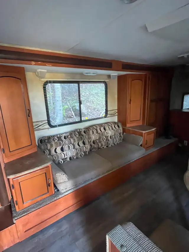 Travel trailer in Travel Trailers & Campers in 100 Mile House - Image 5