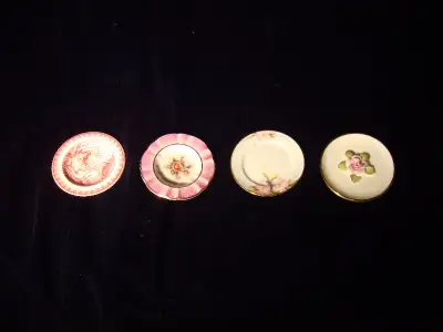 Miniature Plates of the World's Great Porcelain Houses, View more