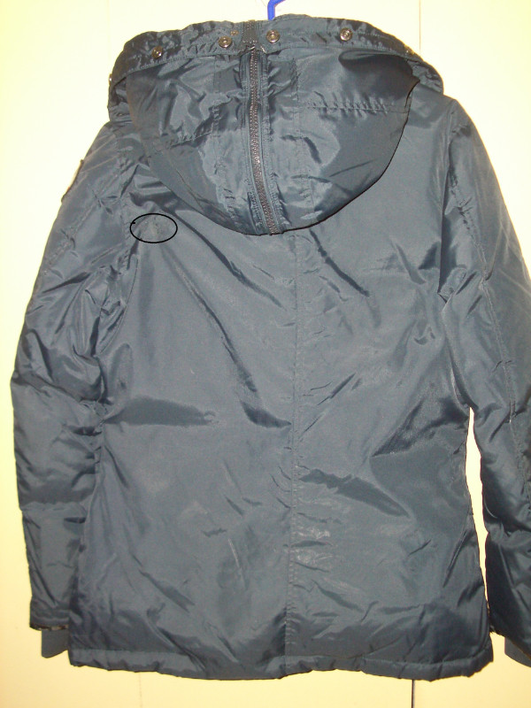 PAJAR -- duvet mantetau hiver parka down winter jacket size S/ M dans Femmes - Hauts et vêtements d'extérieur  à Ville de Montréal - Image 4