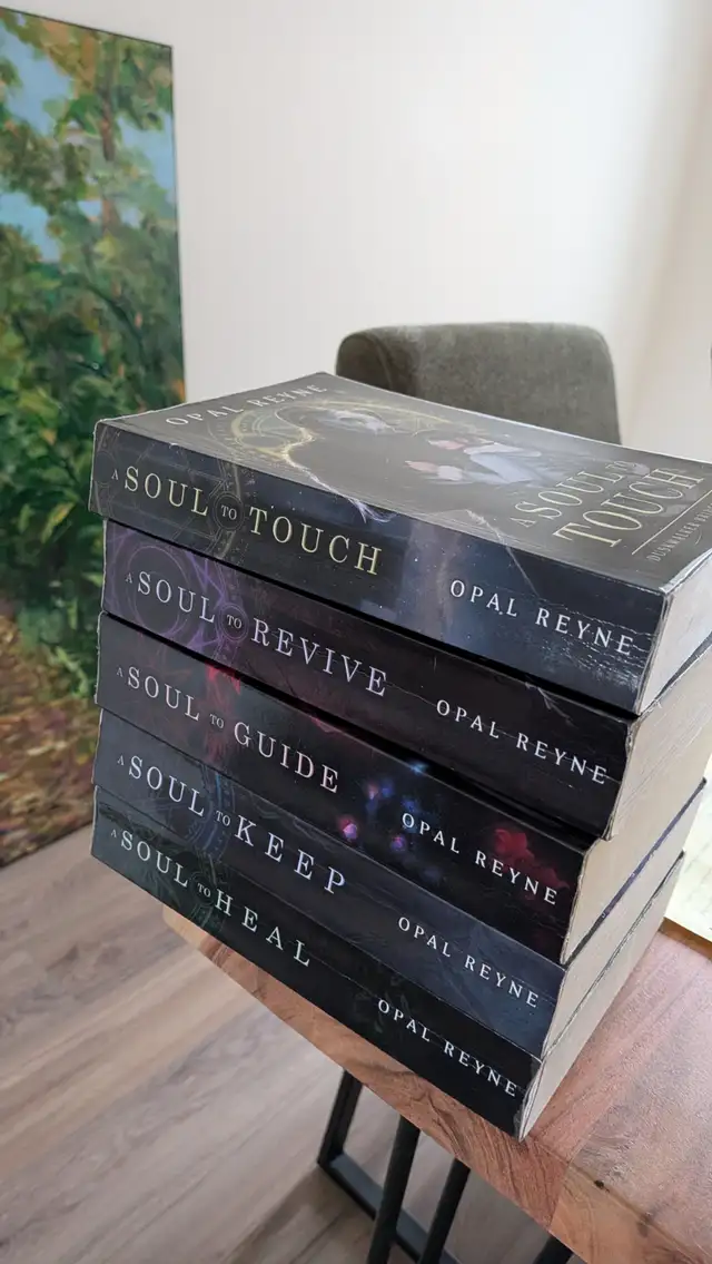 Assorted books complete sets - ACOTAR, A Soul To Keep, ect in Fiction in City of Toronto - Image 5