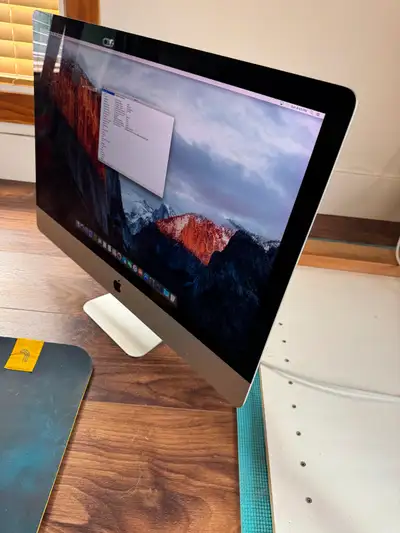 27" 5K iMac 17,1 (late 2015), View more