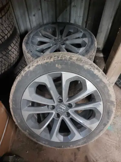 2014 Honda Accord Sport Alloy Rims and Tires. 235/45R18 Tires are worn out. Rims and tires pictured....