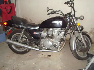 I am not sure of the year of it 80's I believe There is no ownership for it. Barn find Has not start...