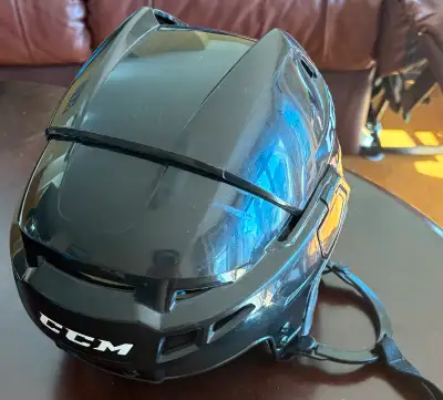 casque de hockey - hockey helmet, View more
