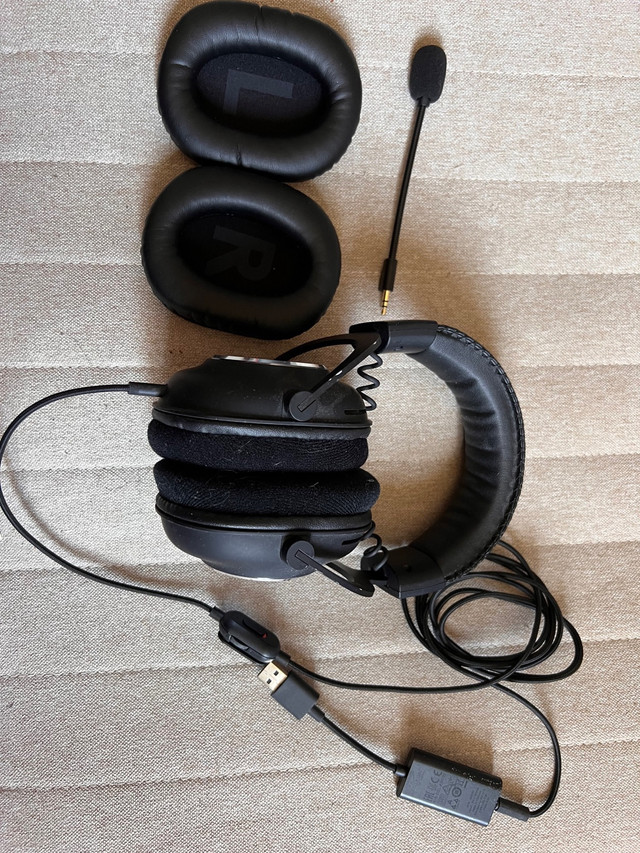 Logitech Pro X Gaming Headset (Wired) dans Haut-parleurs, écouteurs et micros  à Longueuil/Rive Sud - Image 3