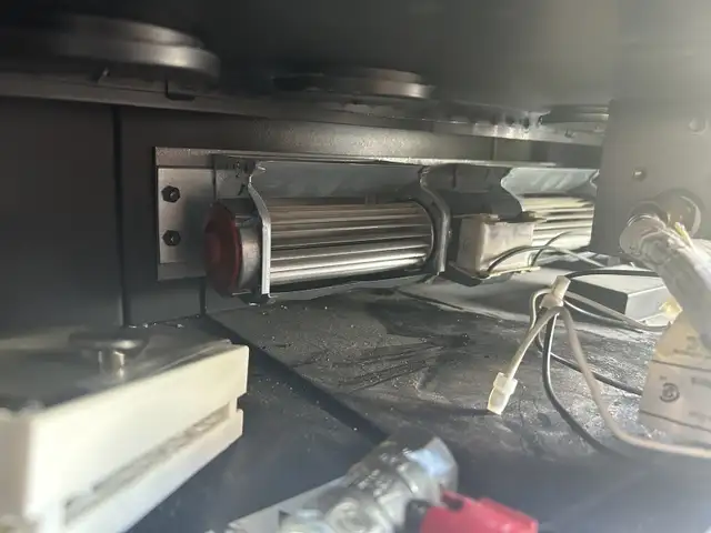 foyer au gaz propane /naturel in Other in Sherbrooke - Image 6