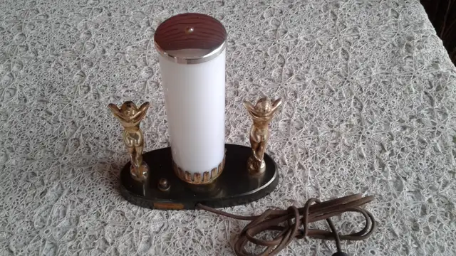 Vintage Set of Art Deco Table Lamps in Arts & Collectibles in New Glasgow - Image 4