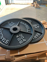 1$ /lb-Barbell iron cast weight plates/plaques de poids en fer