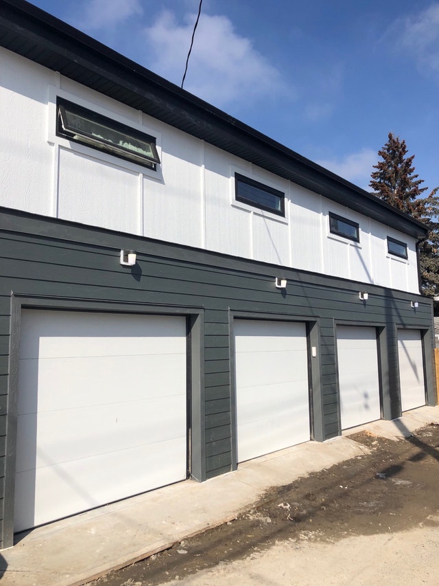 Exterior ContractorSiding Soffit Fascia EavestroughFree Quote Fence