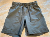 Short bermudas femme gris Gr 4 neuf - Lebourgneuf