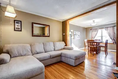 Detached Full House for rent with yard in Oshawa