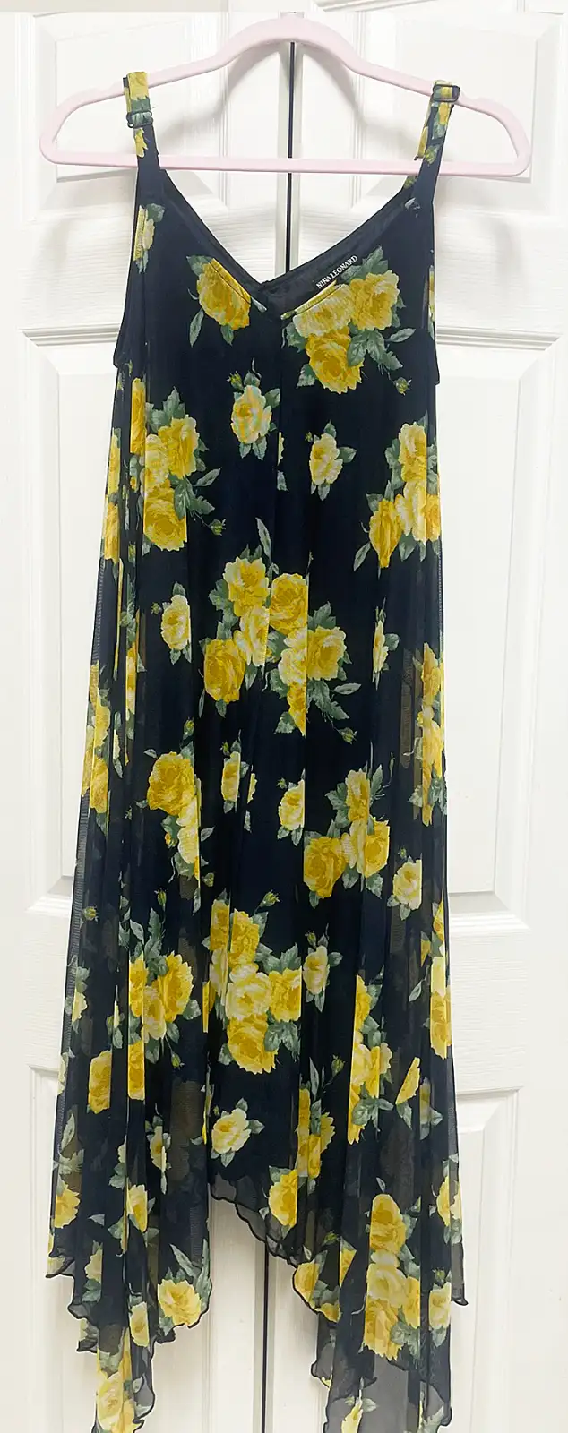 Floral Chiffon Handkerchief Hem Dress (new), sz. M in Women's - Dresses & Skirts in Delta/Surrey/Langley - Image 2