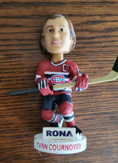 Yvan Cournoyer bubble head Rona $20, View more