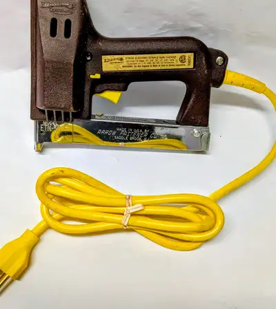 Arrow ETN-50 Electric Staple Gun Tacker in very good condition, View more