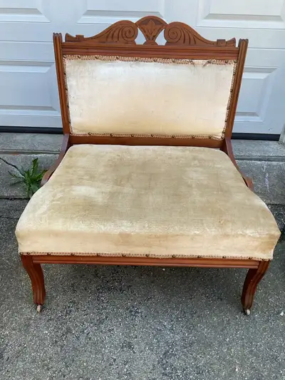 Vintage/antique bench, measures 32.5”w x 21”d x 17”h (seat) x 36”h (back of bench). There are wheels...