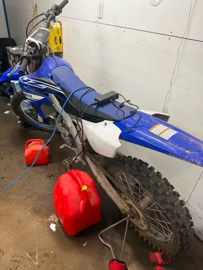 19 YZ250F for sale. Only 4.7hrs on it. Launch control. Bluetooth MAP settings that I’ve never messed...