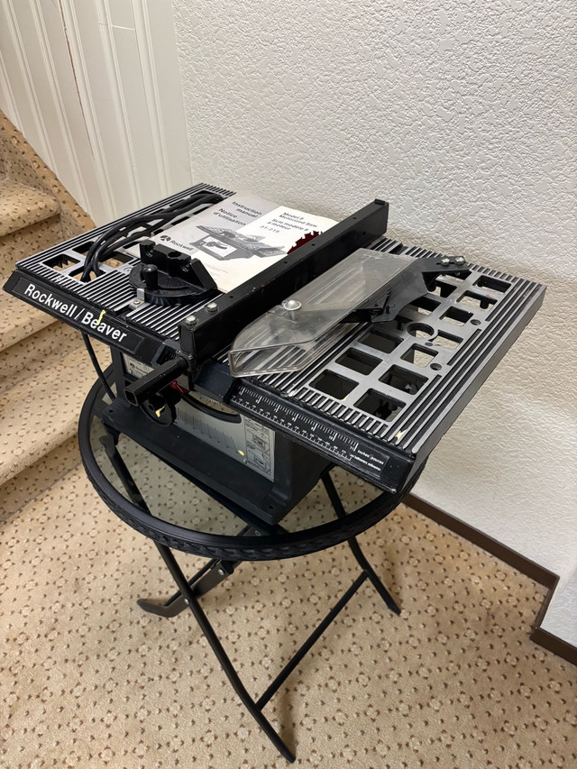 Rockwell/Beaver model 8 motorized saw in Power Tools in Saskatoon - Image 3