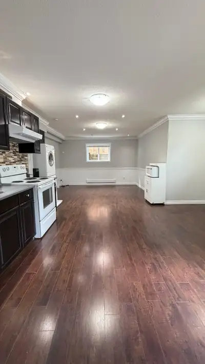 2-Bedroom Basement Suite for Rent – Fleetwood, Surrey Fleetwood, Surrey – Near 169 St & 84 Ave Spaci...