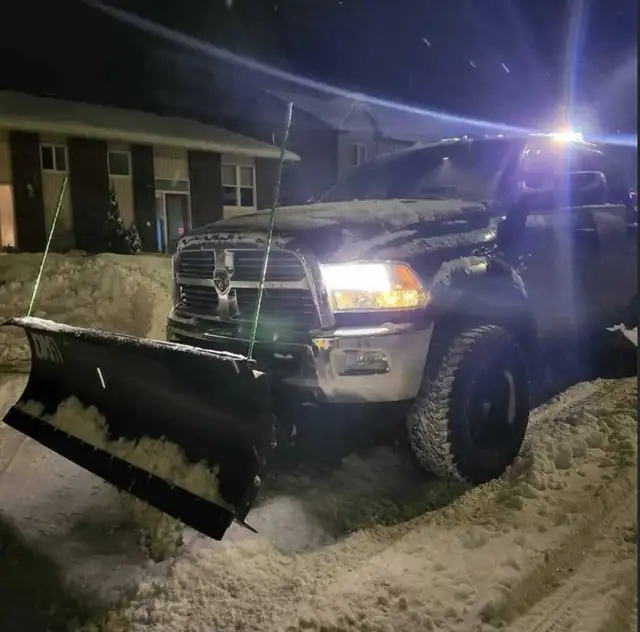 Snow  Removal ❄️ pay-per-use64683913120386120