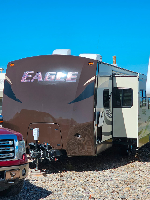 2014 Jayco Eagle 314 BDS  Travel Trailer $24,900 in Travel Trailers & Campers in Calgary