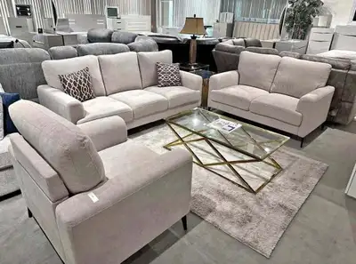 970 ads for living room furniture in Furniture in Ontario | Kijiji