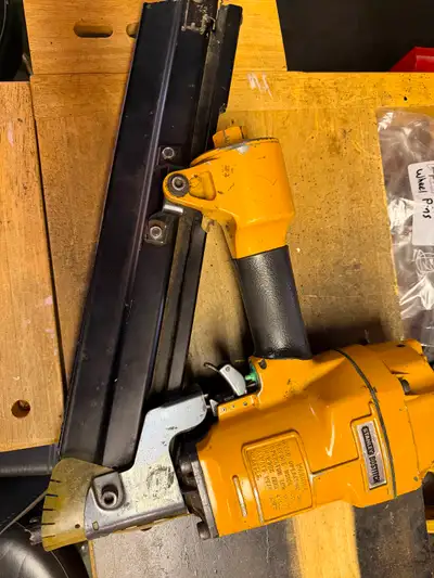 Air nailer. Good condition. Nails available in separate post. See my other adds.