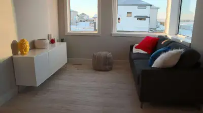 3 master bedrooms house for rent