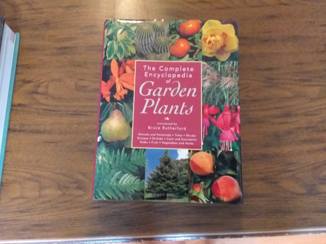 Gardening Books in Plants, Fertilizer & Soil in Thunder Bay - Image 3