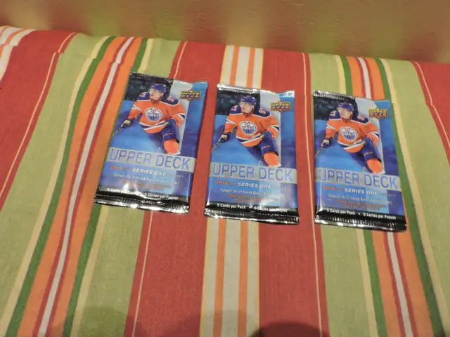 2016-17 Upper Deck Series 1 Packs (3) MATTHEWS, POINT, AHO in Arts & Collectibles in Laval / North Shore - Image 2