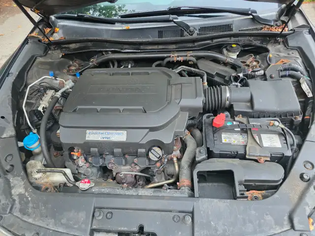 2014 Honda Accord Crosstour AWD  PARTS— $500 OBO in Auto Body Parts in Muskoka - Image 4