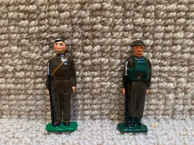 Metal Painted Soldier (pictured on left)63234604105475120