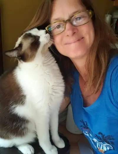 ❤️Hello I'm Karen!! ❤️ and this so much more than just a job to me! I've been helping families and l...