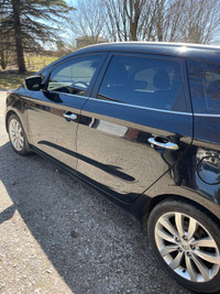 Kia rondo 2014 only 3,000 kms on new engine 