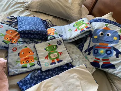 Ensemble de contour et coverture pour lit de bébé, View more