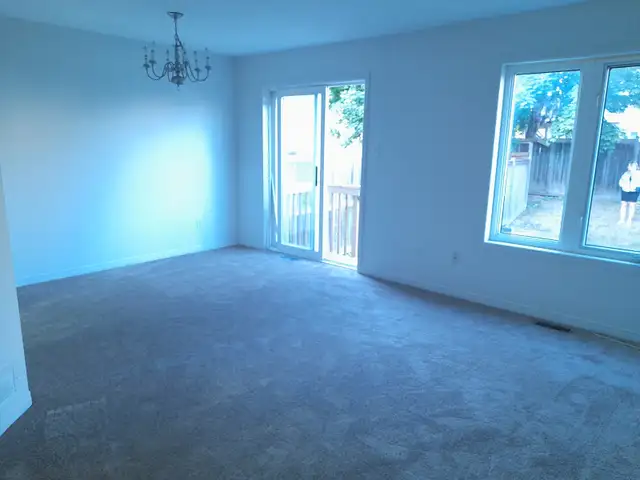 Beautiful 3-Bedroom Townhome for Rent - Barrhaven in Long Term Rentals in Ottawa - Image 4