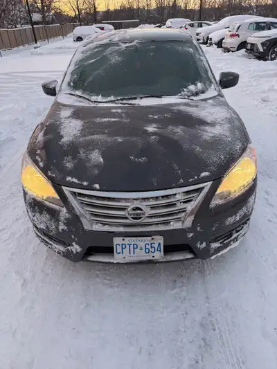 This is a 2013 Nissan Sentra with 170,000kms, a reliable and efficient sedan, perfect for city drivi...